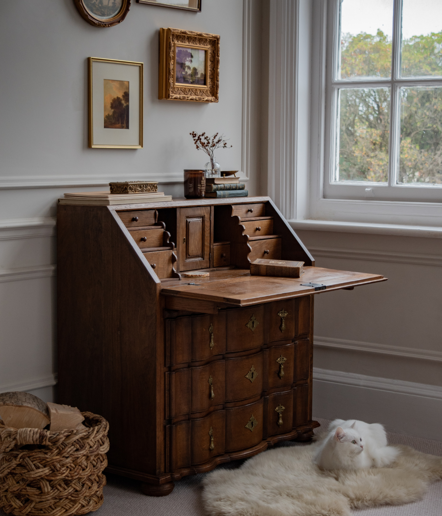 Early 19th-Century Dutch Oak Serpentine-Front Bureau