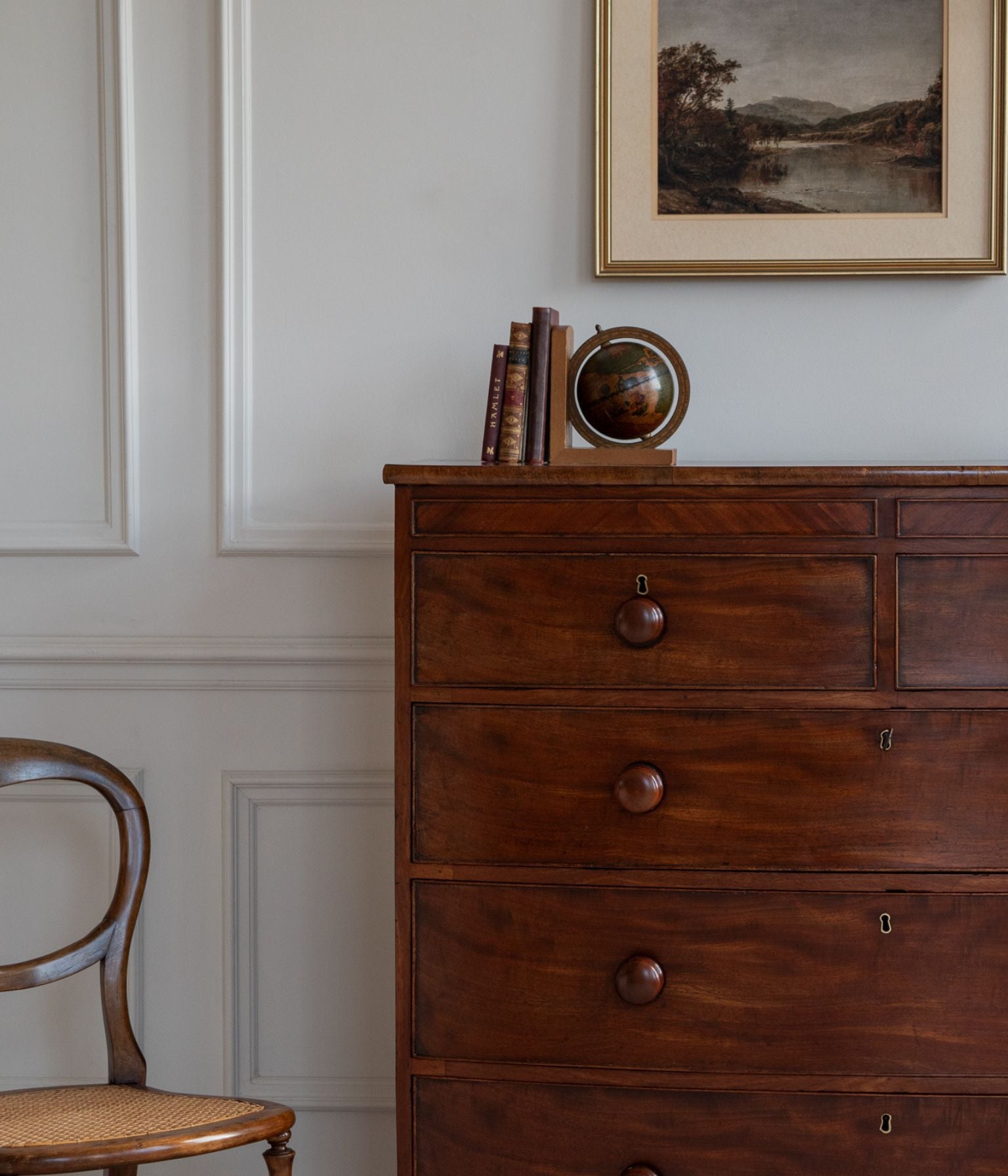 Georgian Mahogany Bow-Front Chest of Drawers with Original Knobs