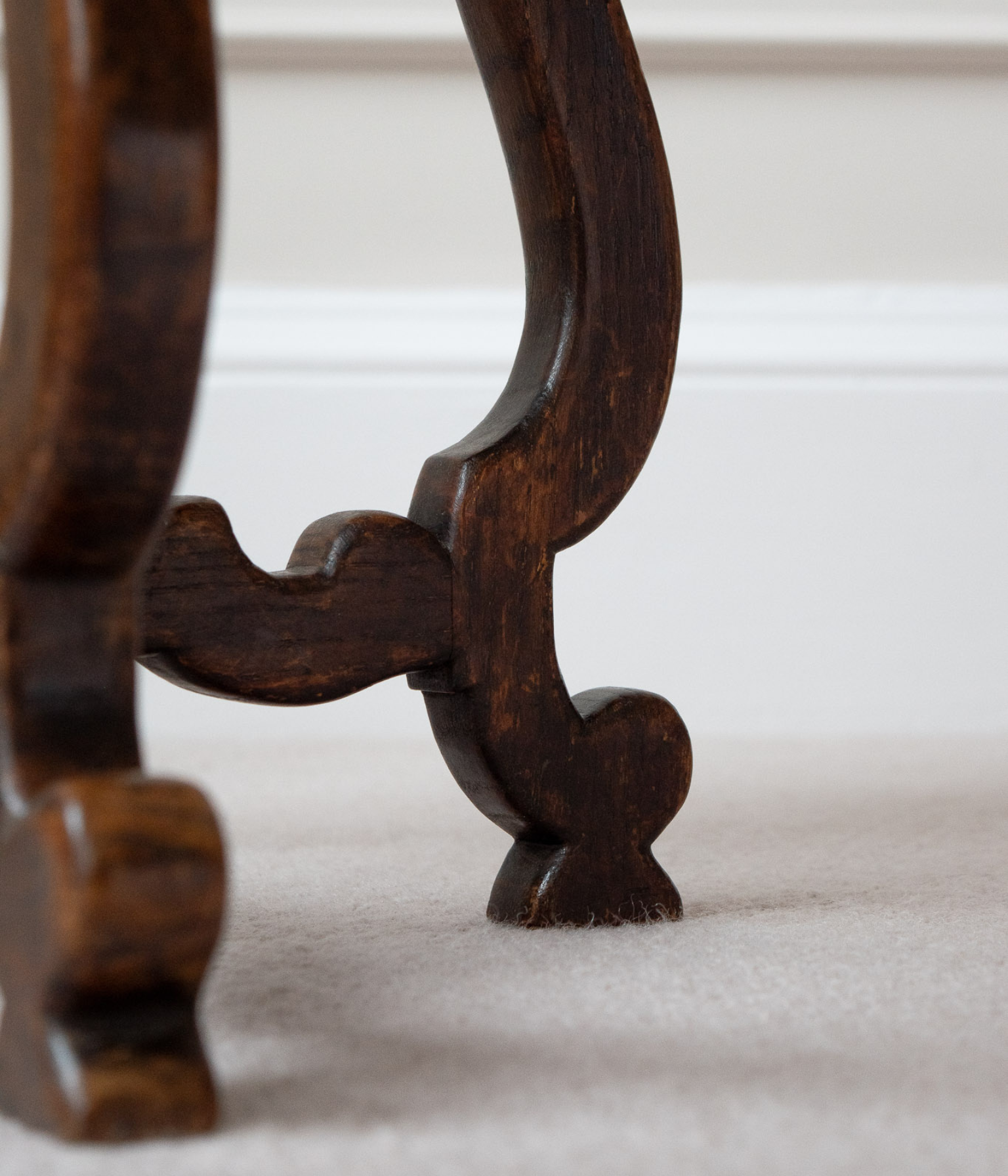 Early 20th Century Oak Occasional Table with Shaped Legs