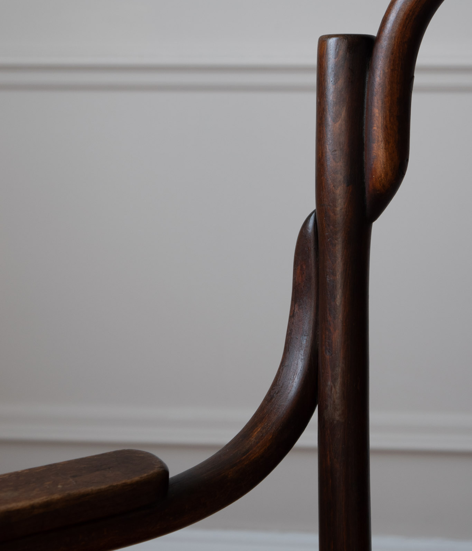 Early 20th-Century J. & J. Kohn Armchair with Embossed Shell Seat