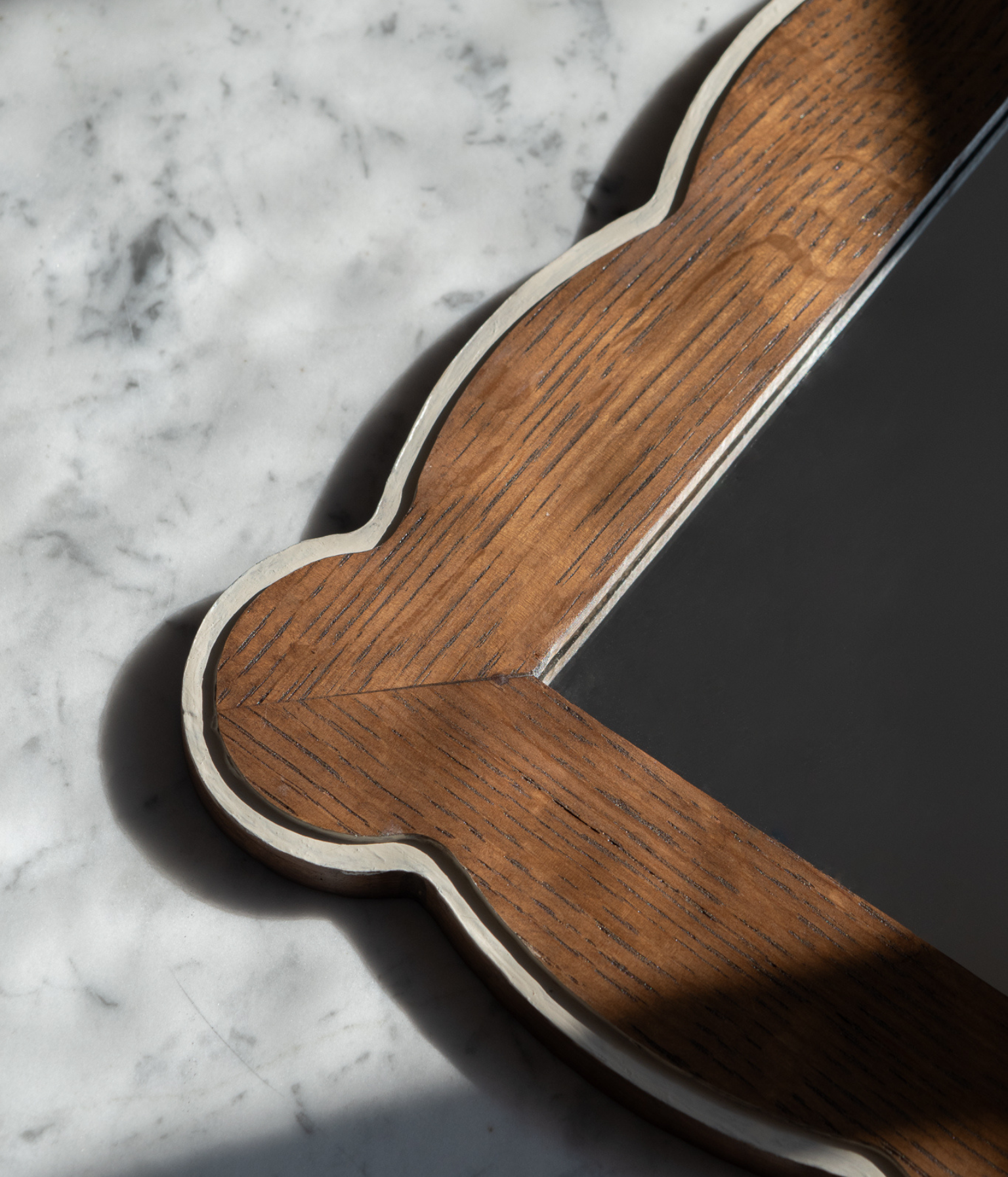 Santiago Scalloped Mirror - Small Size | Highlighted Edge | English Oak - Blend #31