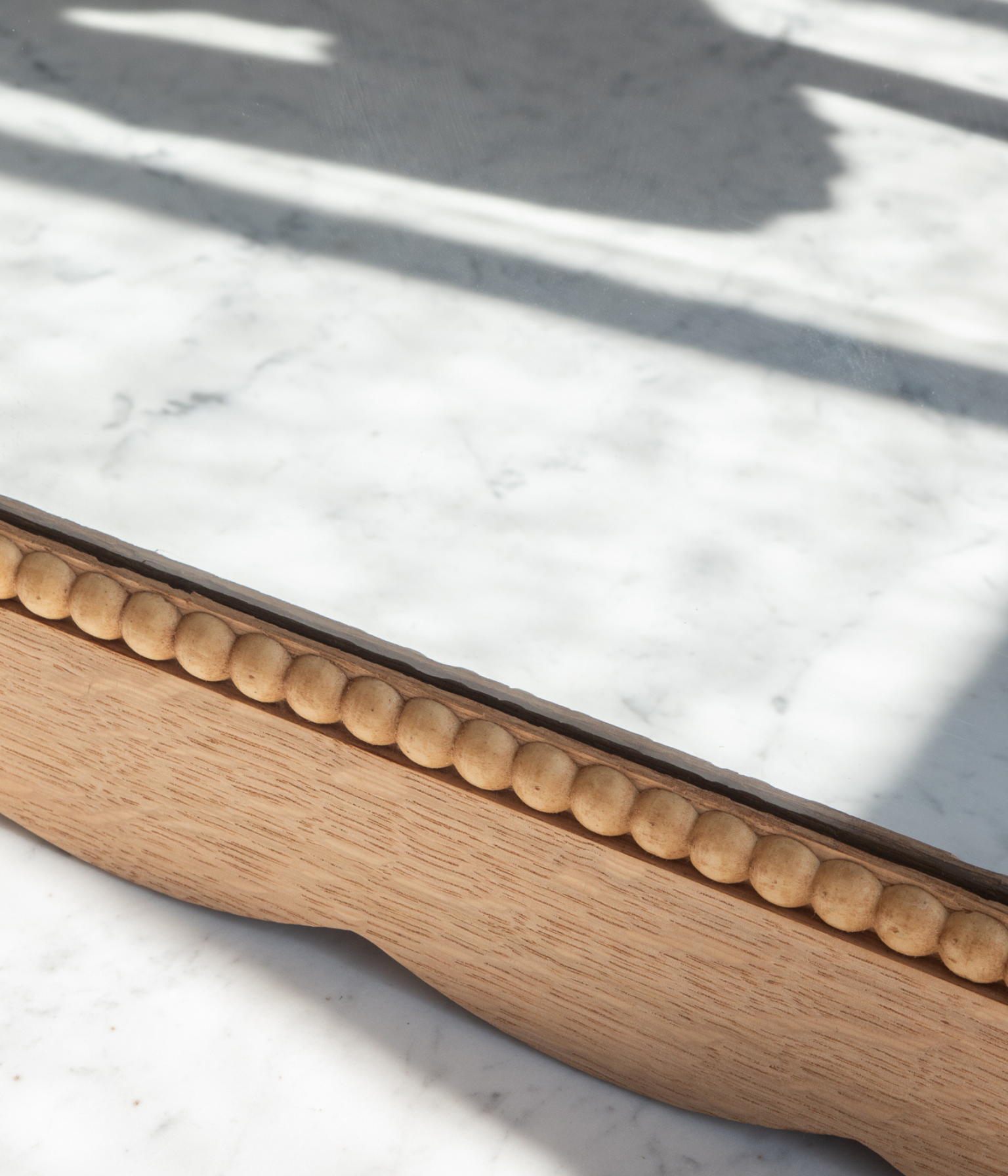 Santiago Scalloped Mirror - Medium Size | Bobbin Trim | English Oak - Raw