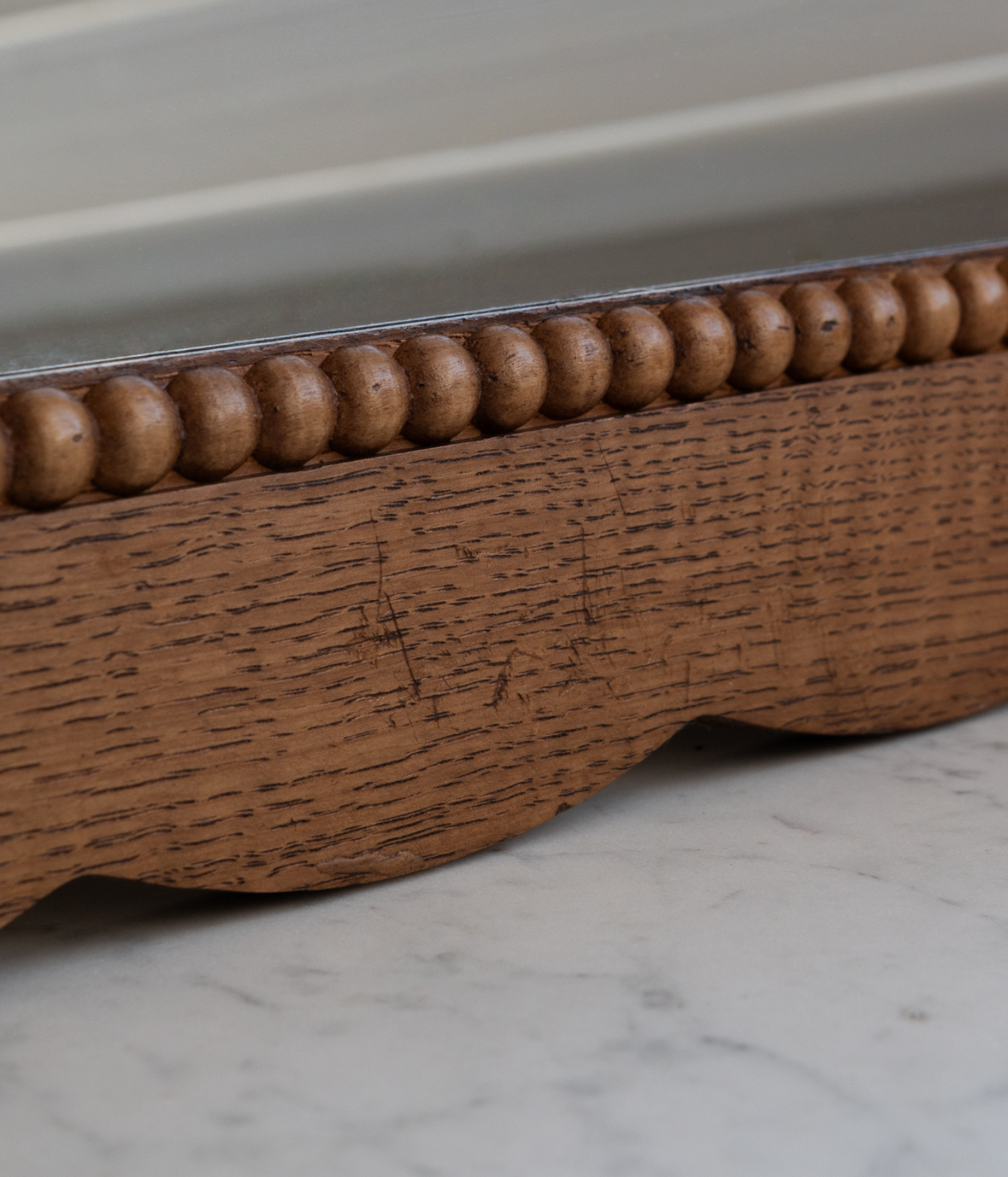 Santiago Scalloped Mirror - Medium Size | Bobbin Trim | English Oak - Blend #21