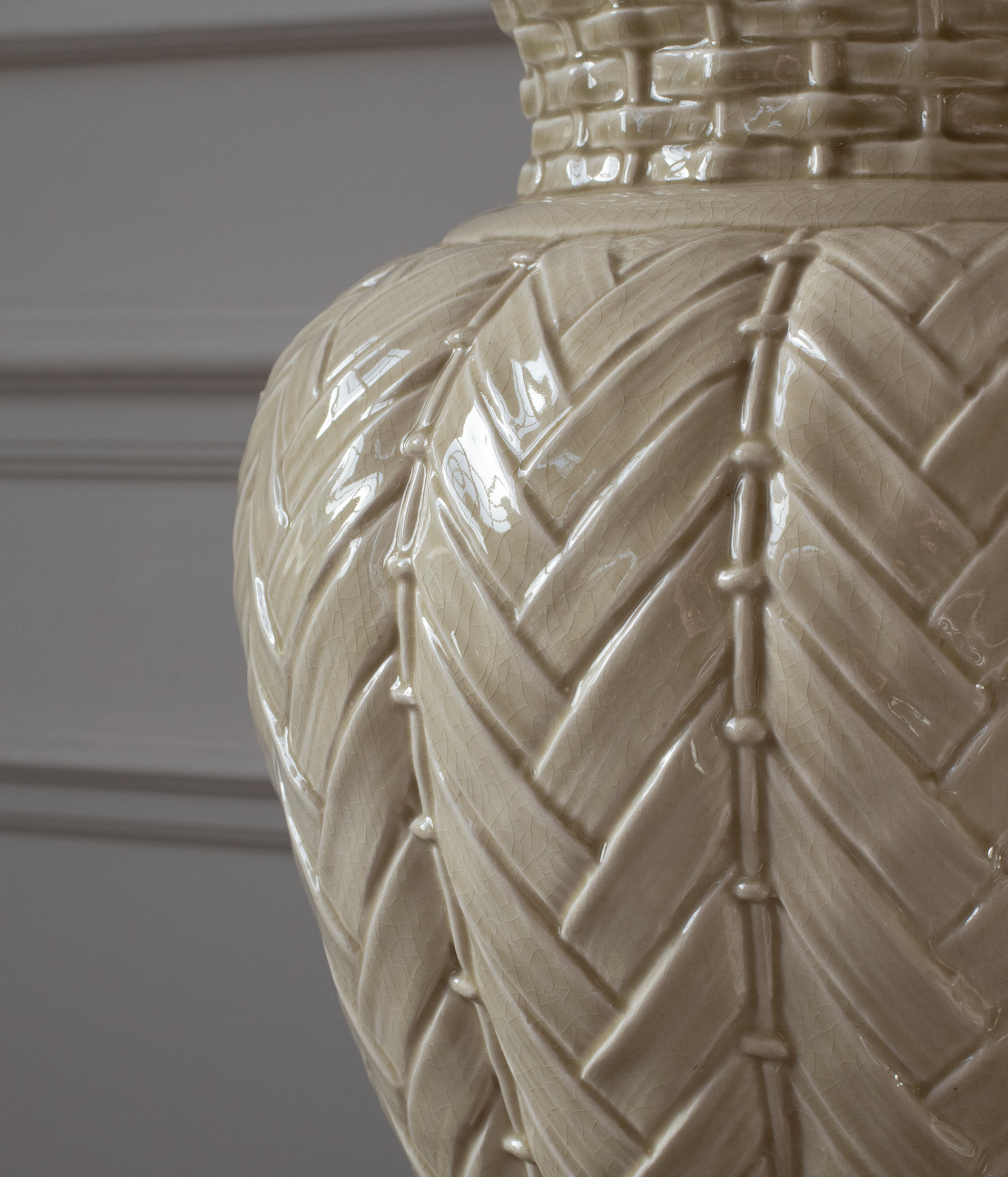 Vintage Pale Mint Ceramic Basketweave Ginger Jar Table Lamp