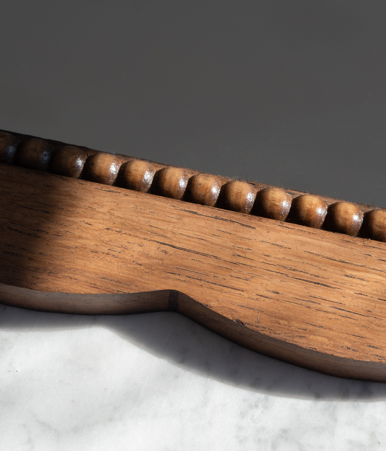 Santiago Scalloped Mirror - Small Size | Bobbin Trim | English Oak - Blend #31