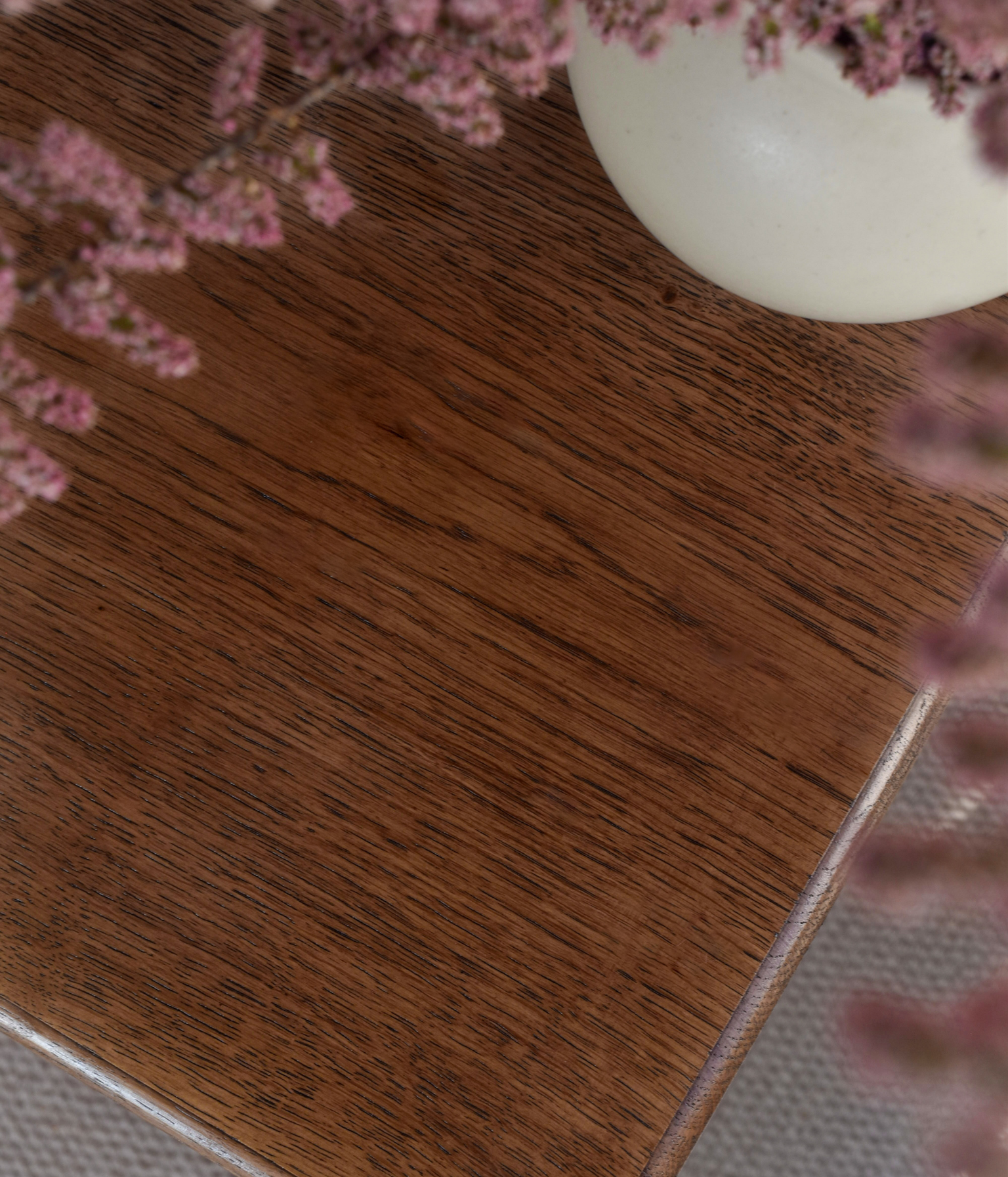 Santiago Scalloped Bedside Table