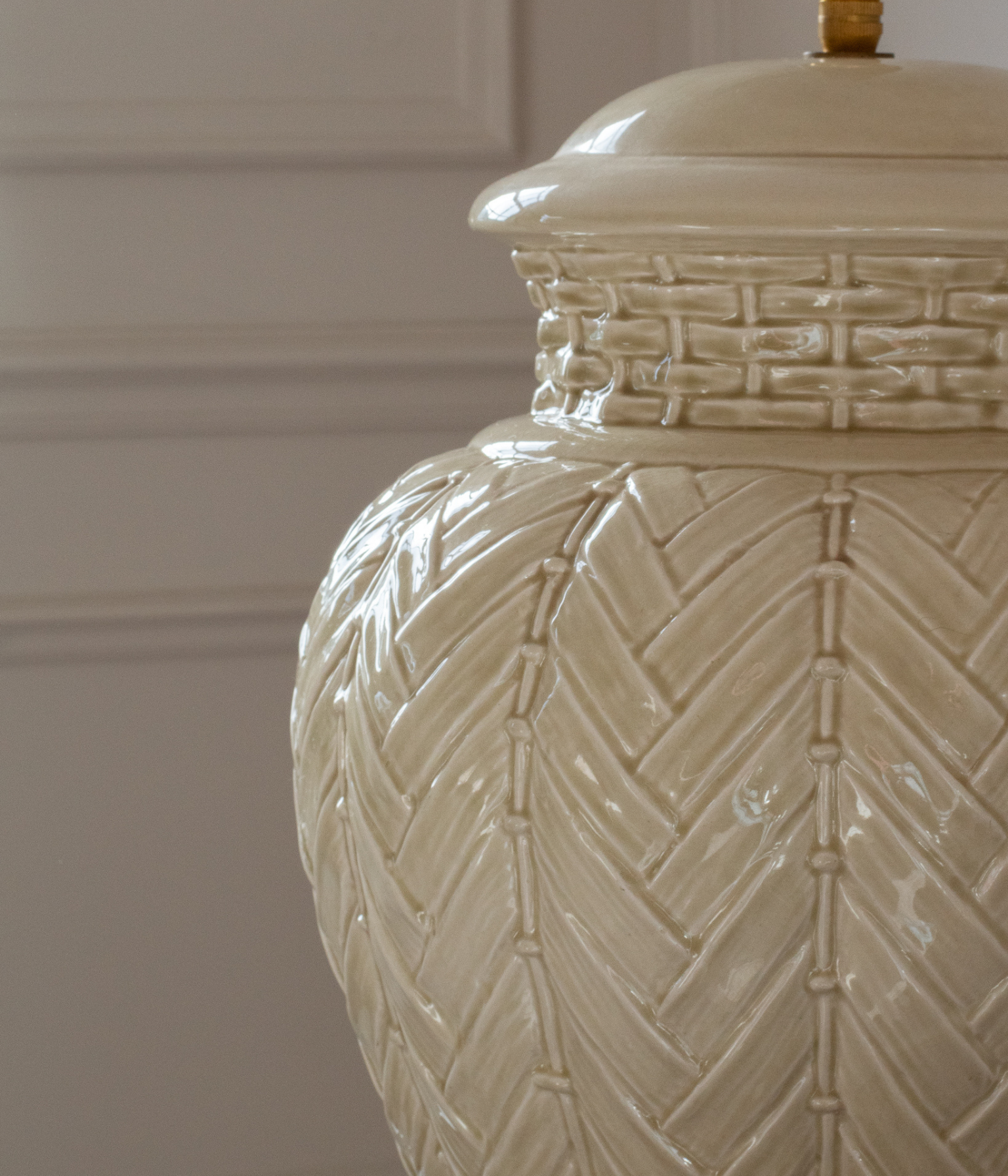 Vintage Pale Mint Ceramic Basketweave Ginger Jar Table Lamp