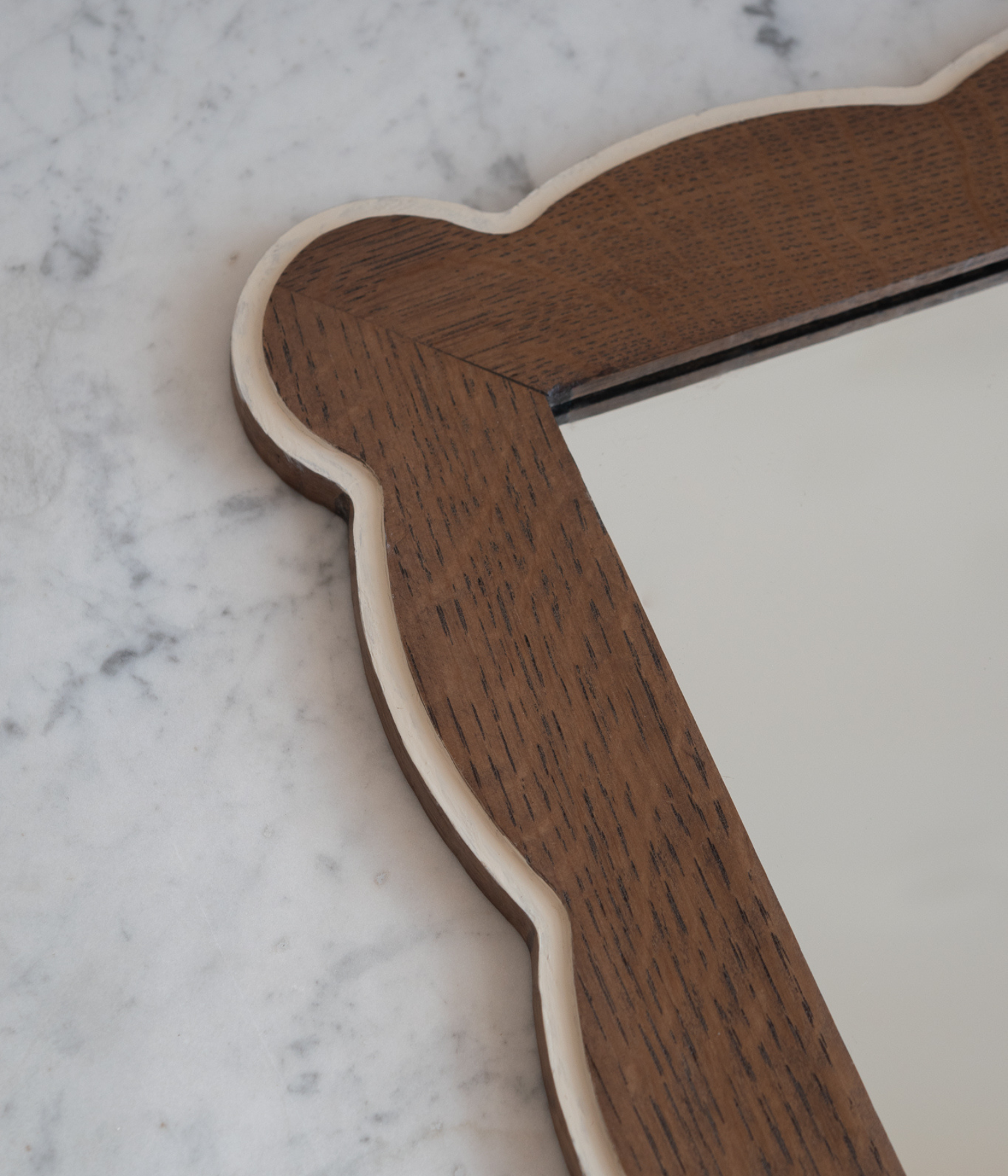 Santiago Scalloped Mirror - Small Size | Highlighted Edge | English Oak - Blend #31