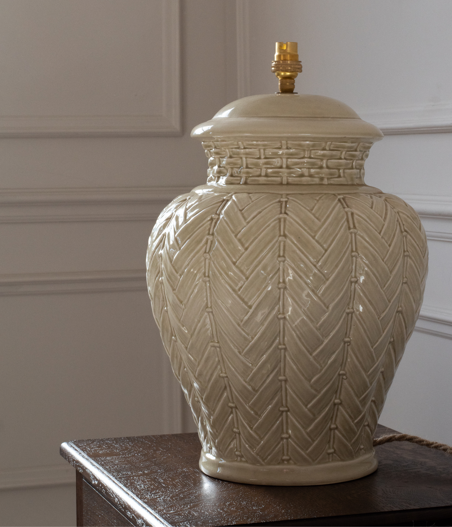 Vintage Pale Mint Ceramic Basketweave Ginger Jar Table Lamp