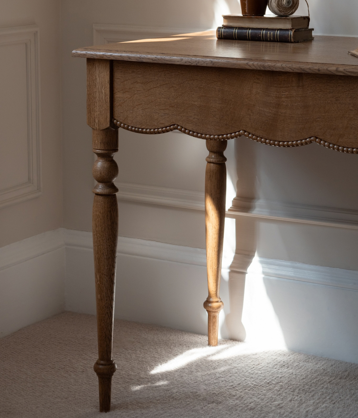 Santiago Scalloped Writing Desk