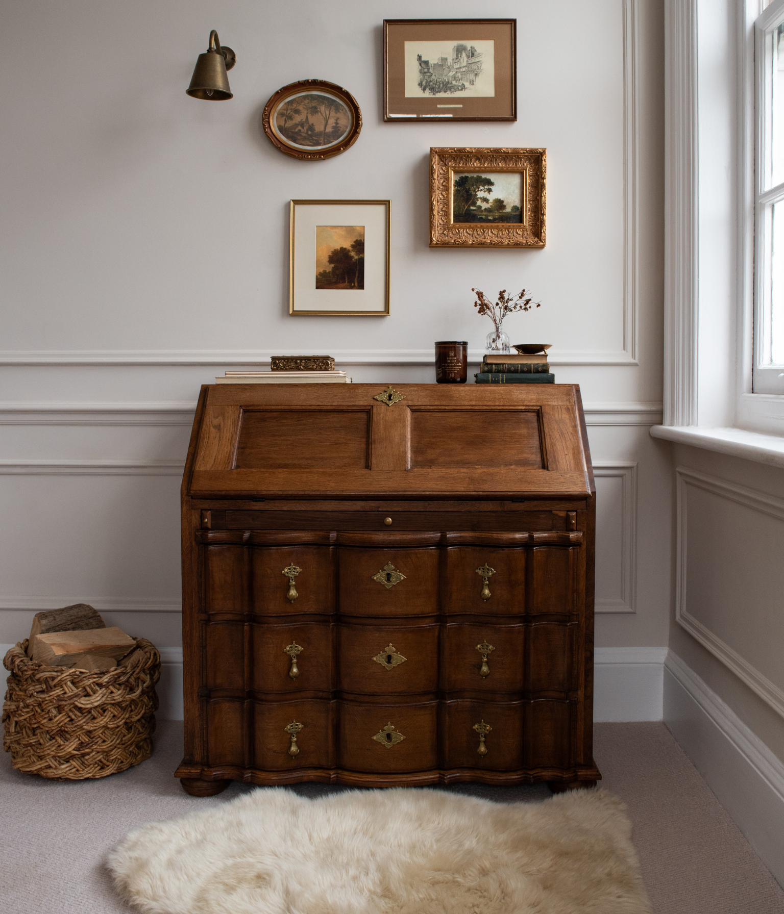 Early 19th-Century Dutch Oak Serpentine-Front Bureau
