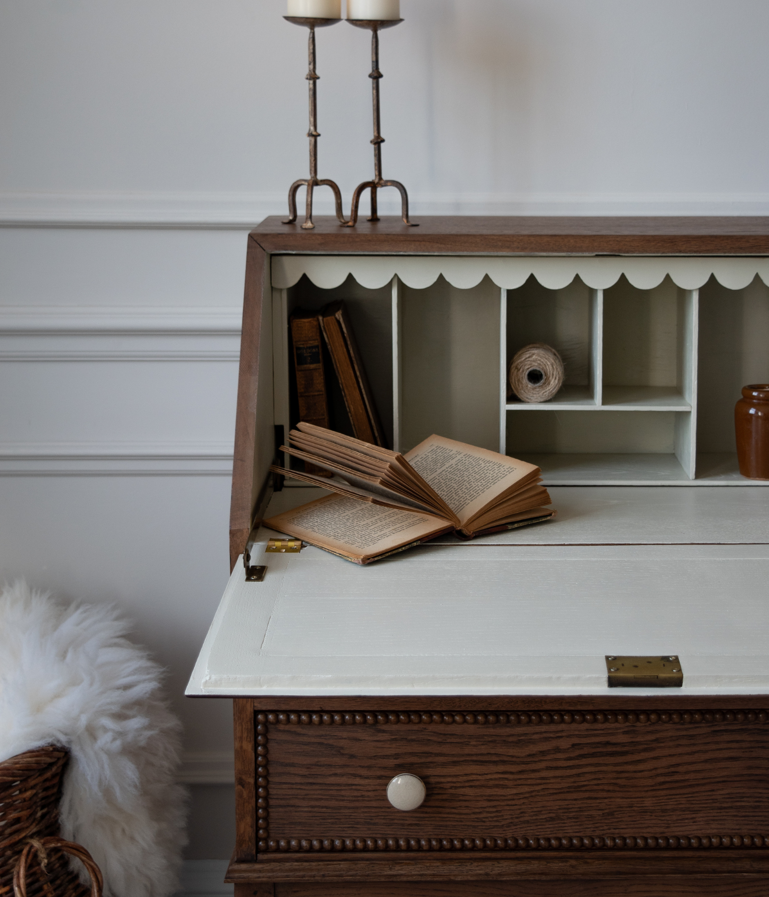 Antique Solid Oak Bureau With A Scalloped Edge & Bobbin Trim