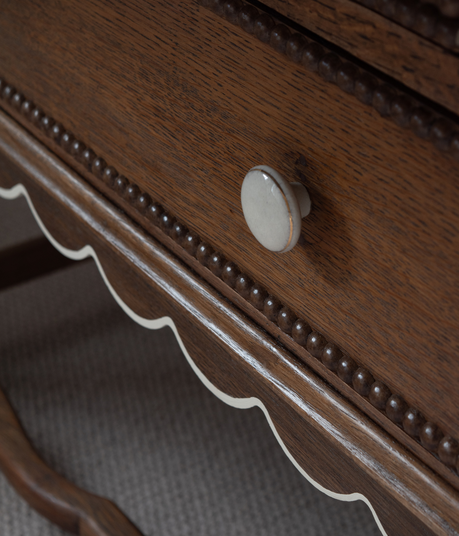 Antique Solid Oak Bureau With A Scalloped Edge & Bobbin Trim