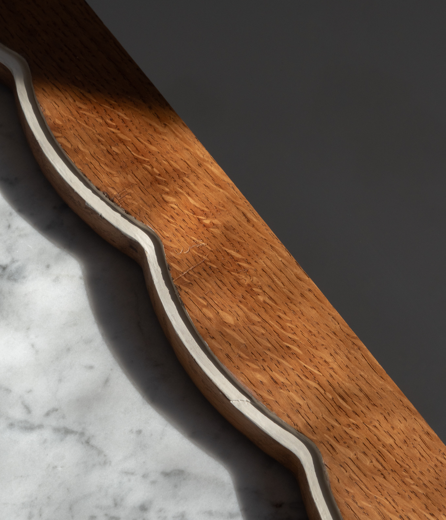 Santiago Scalloped Mirror - Small Size | Highlighted Edge | English Oak - Blend #21