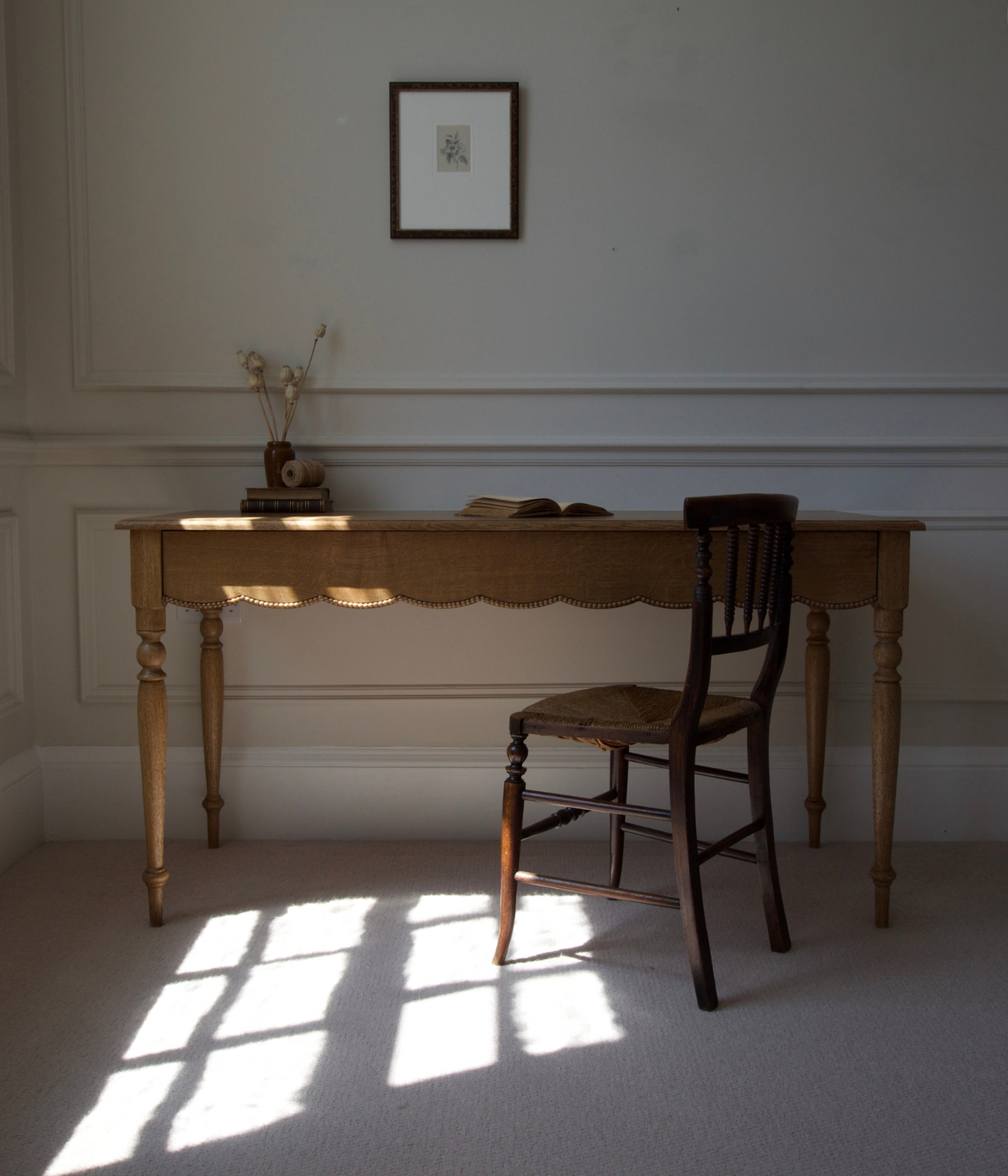 Santiago Scalloped Writing Desk