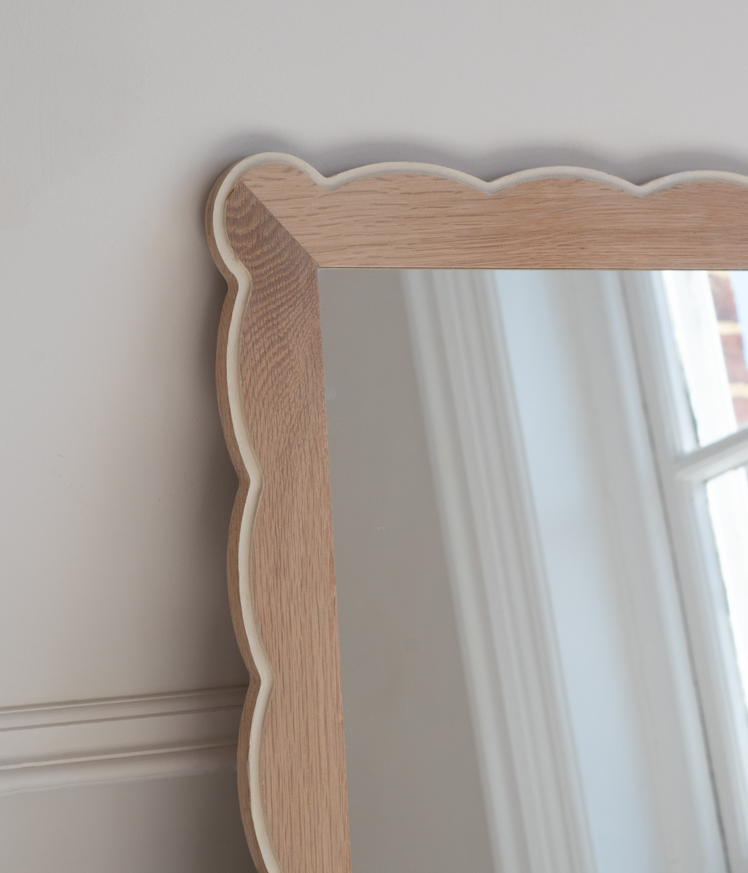 Santiago Scalloped Mirror - Small Size | Highlighted Edge | English Oak - Raw