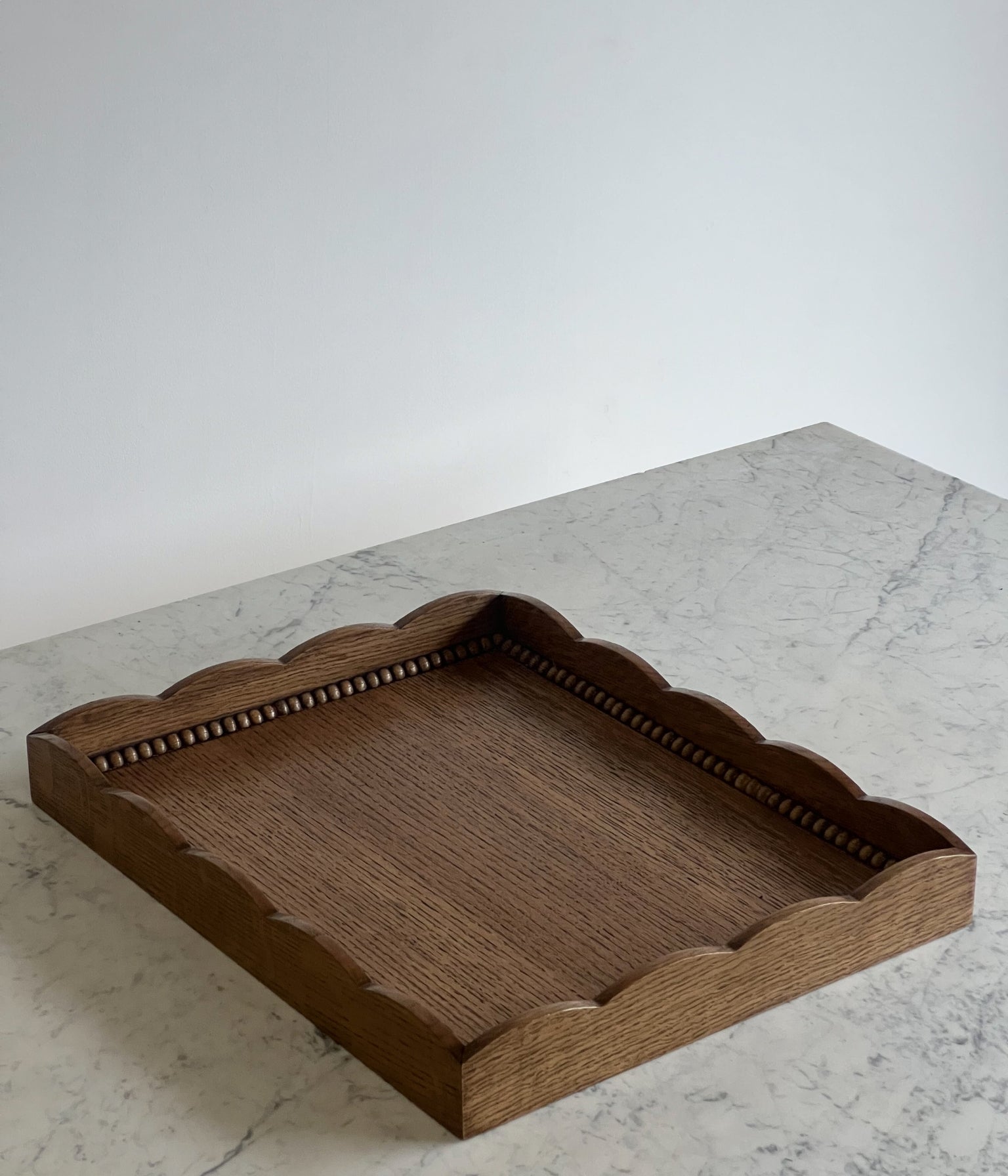 Santiago Scalloped Serving Tray