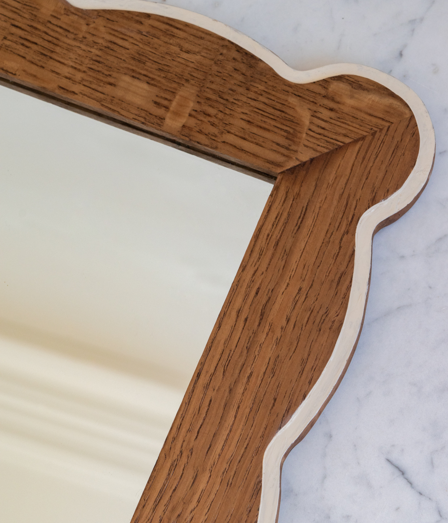 Santiago Scalloped Mirror - Small Size | Highlighted Edge | English Oak - Blend #21