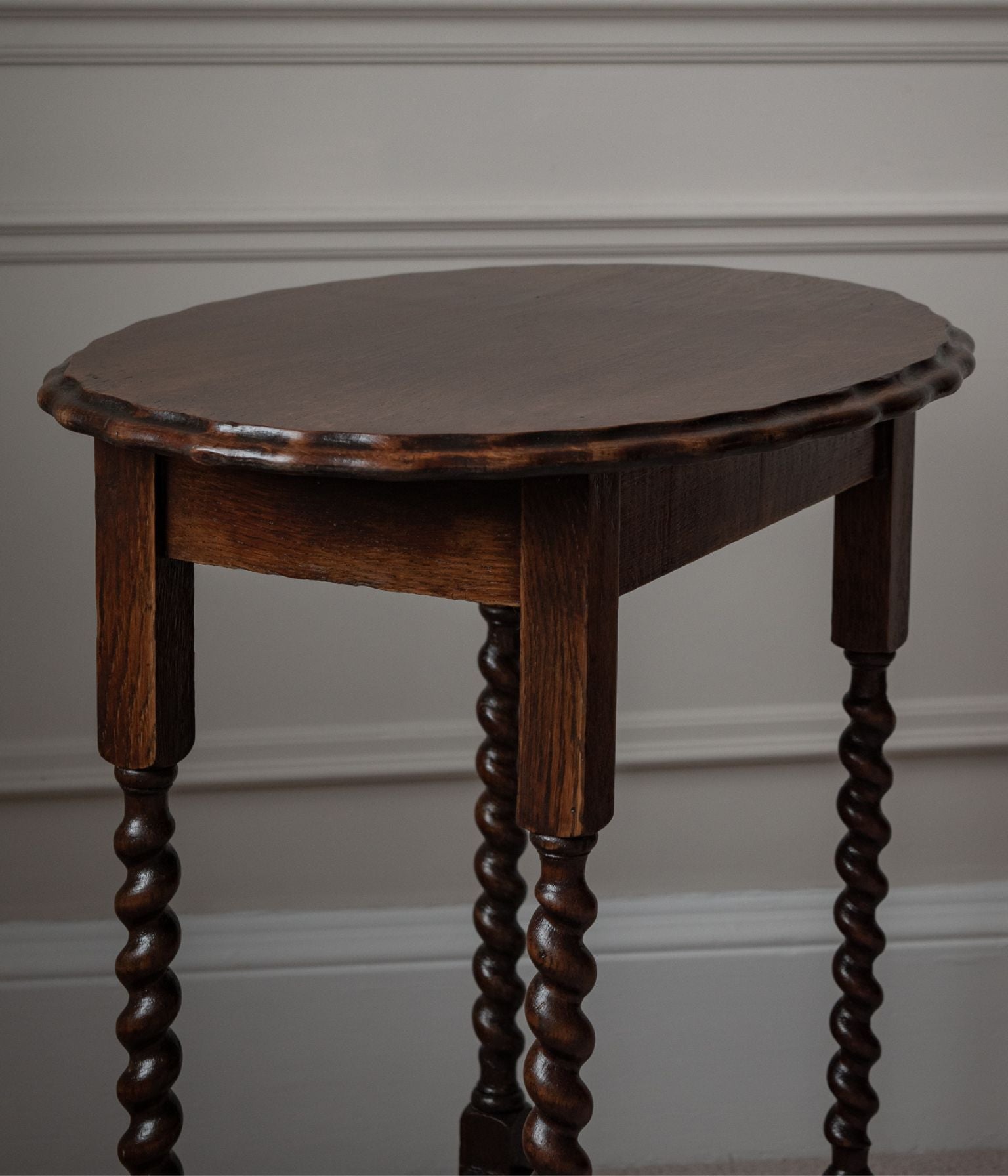 Antique Oak Barley Twist Side Table with a Scalloped Oval Top
