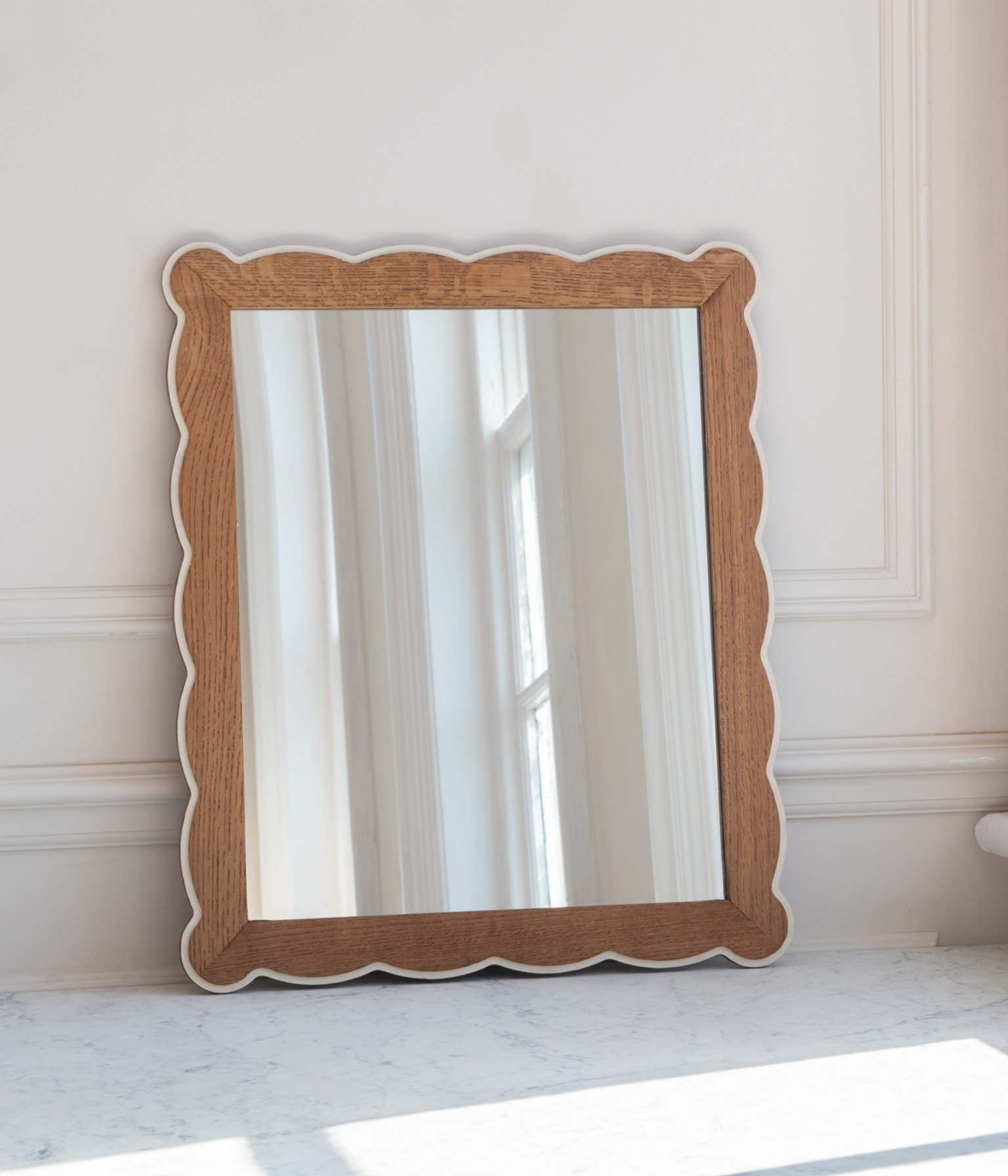 Santiago Scalloped Mirror - Small Size | Highlighted Edge | English Oak - Blend #21