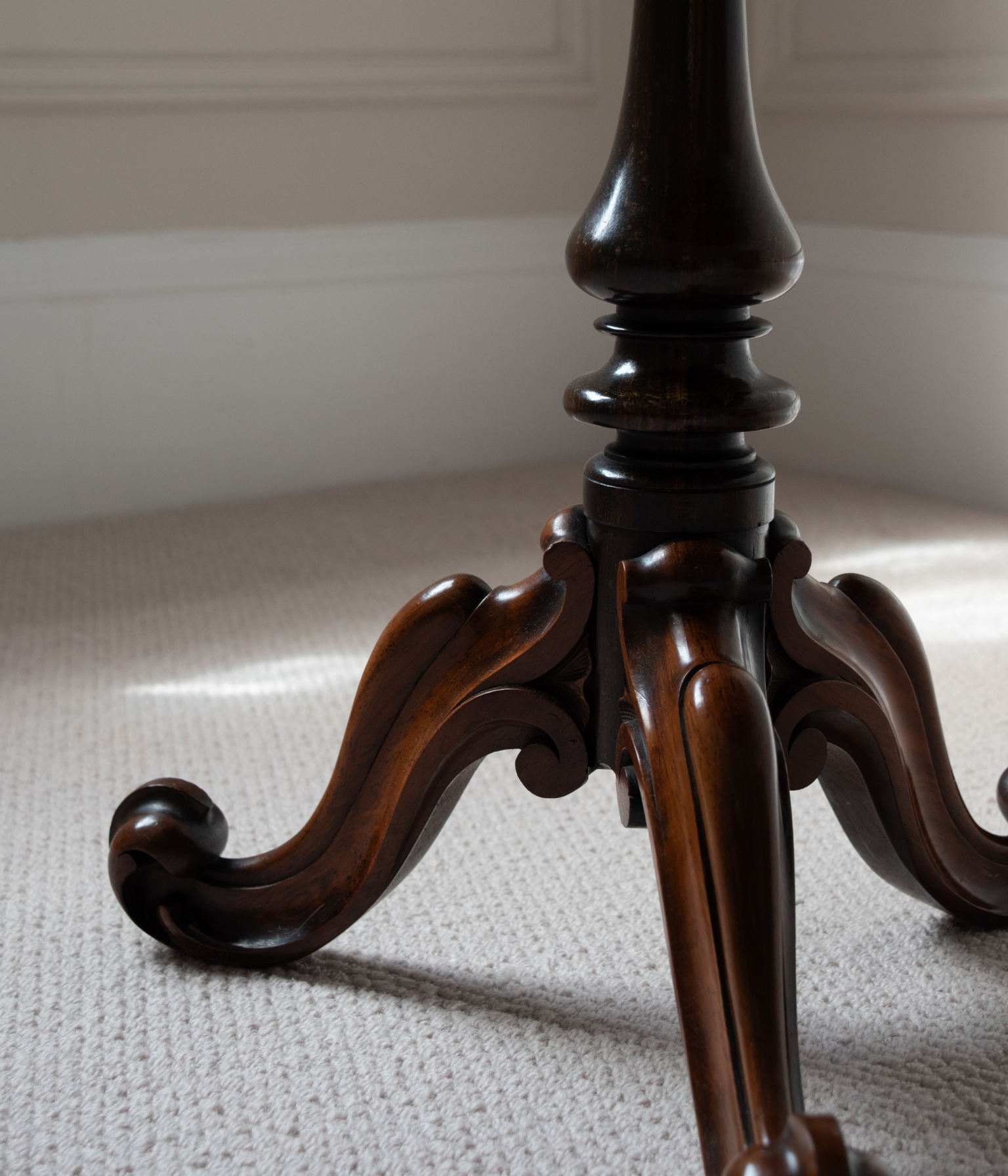 Edwardian Mahogany Marquetry Tray-Top Table
