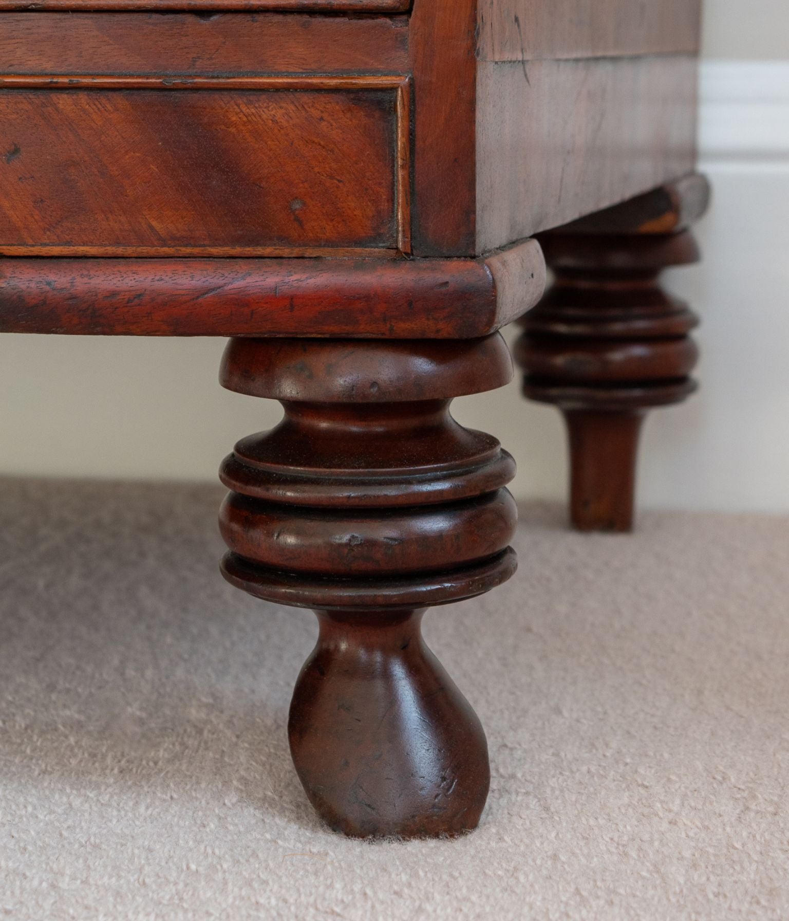Georgian Mahogany Bow-Front Chest of Drawers with Original Knobs