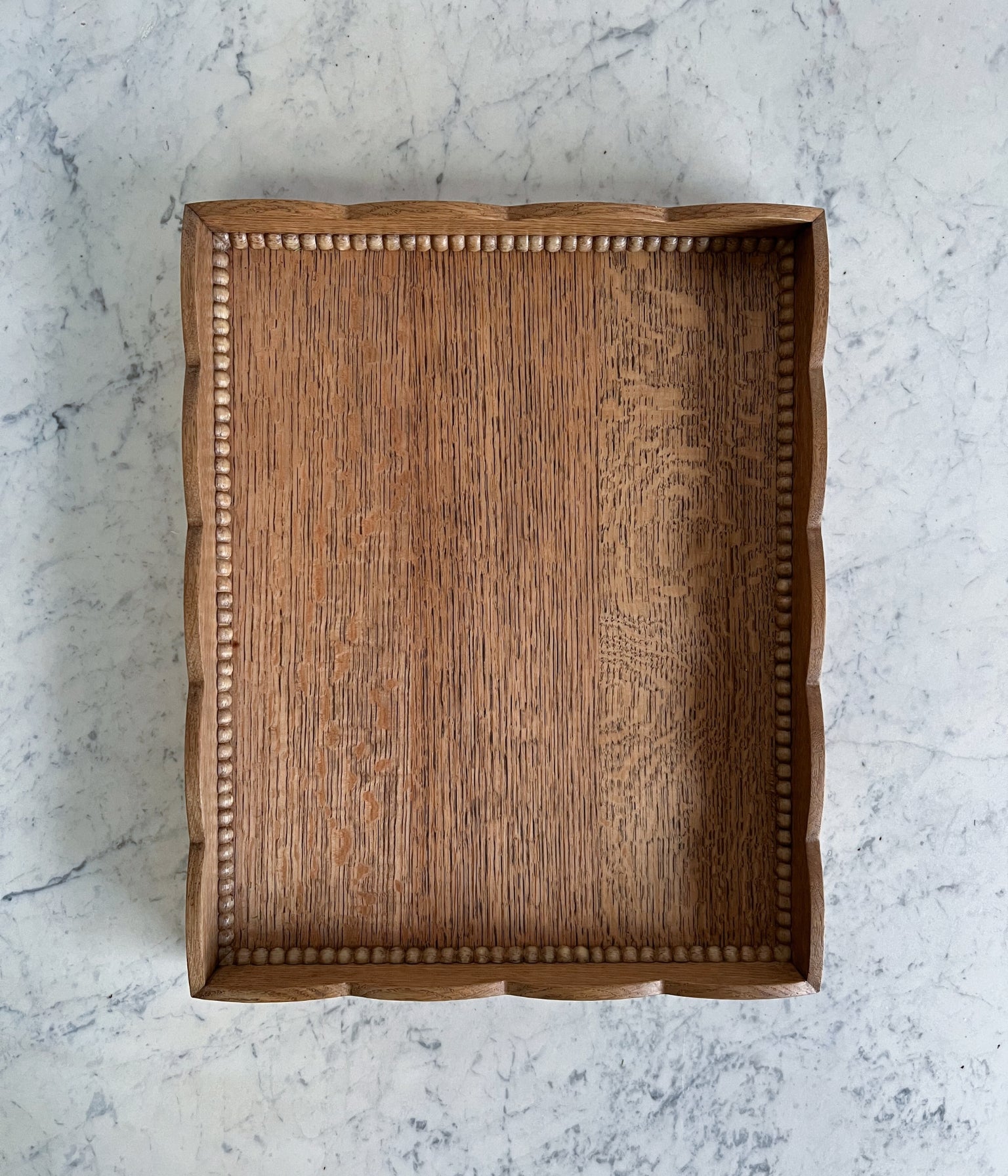 Santiago Scalloped Serving Tray