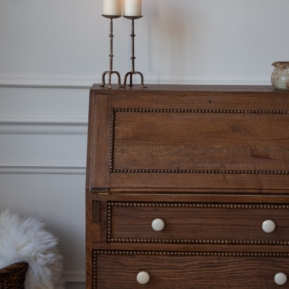 Antique Solid Oak Bureau With A Scalloped Edge & Bobbin Trim