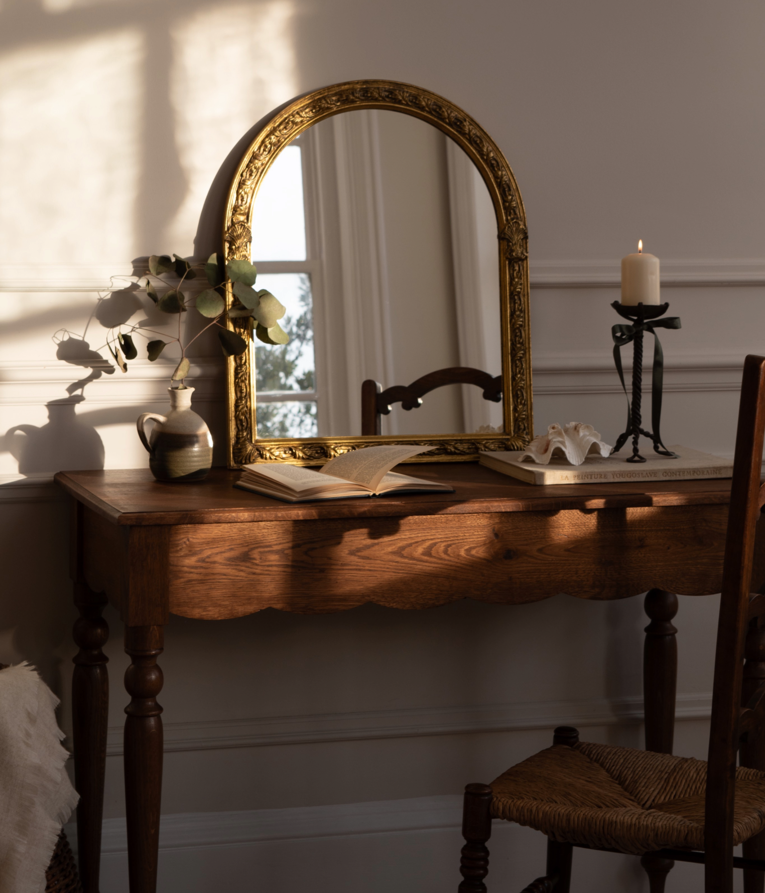 Santiago Scalloped Console Table